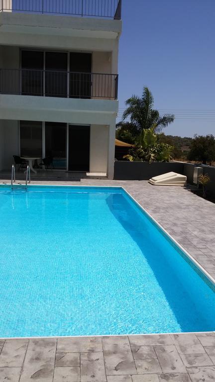 Palms Resort Apartments Alethriko ห้อง รูปภาพ