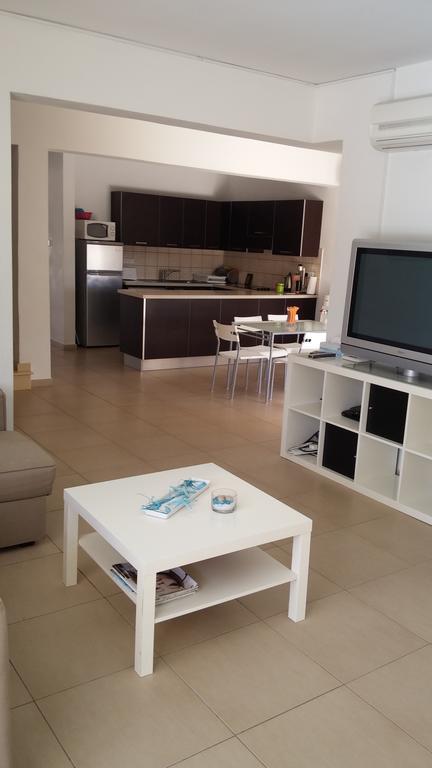 Palms Resort Apartments Alethriko ห้อง รูปภาพ